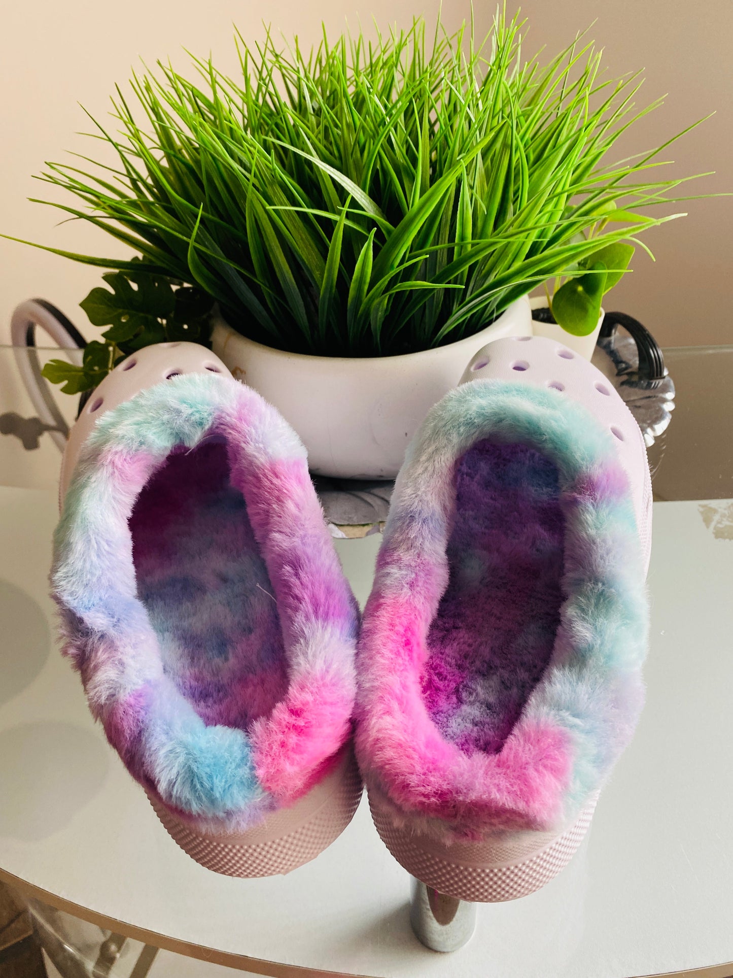 "Taylor" White Fur Lined Platform Clogs