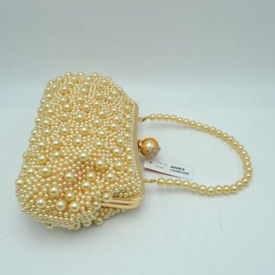 "Arielle" Pearl Clutch