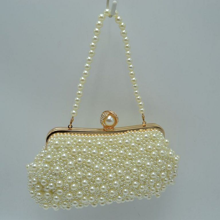 "Arielle" Pearl Clutch