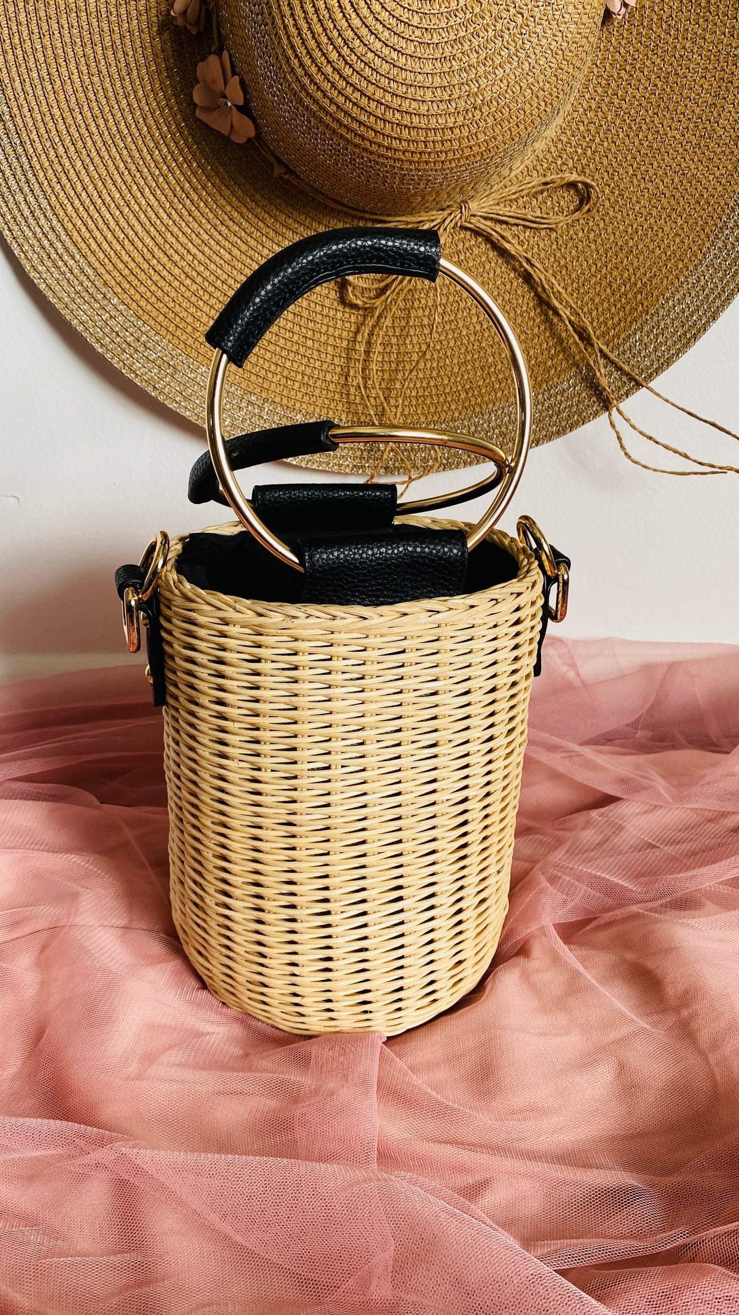 "Jada" Barrel Straw Handbag