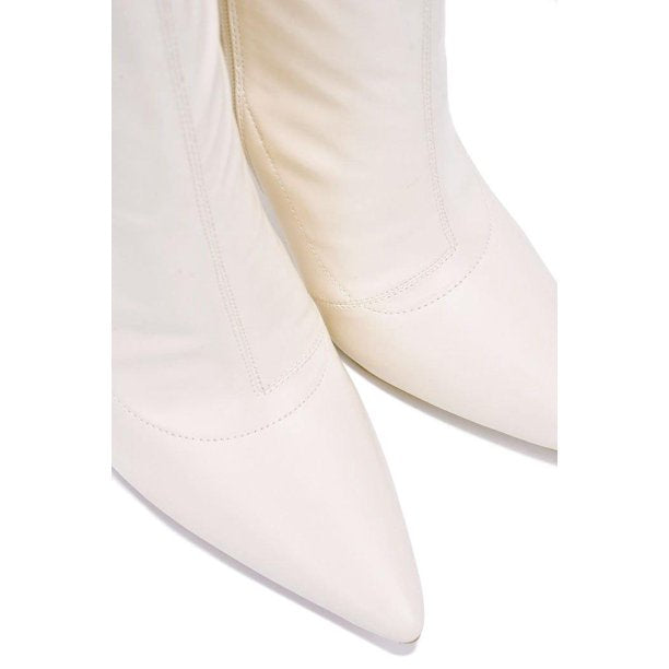"Irene" Off White Booties