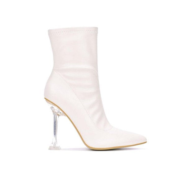 "Irene" Off White Booties