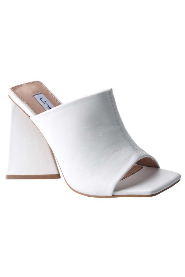 "Olivia" White Mules