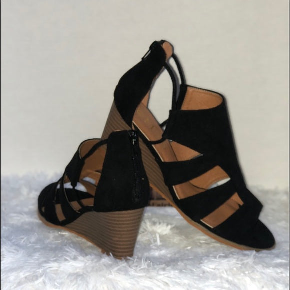 "Katie" Upper Cut Ankle wedge Sandals
