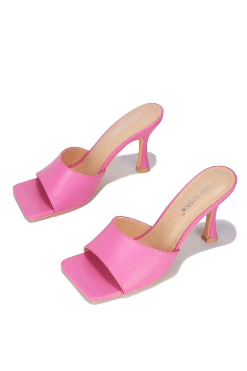 "Raya" Pink Low Heels