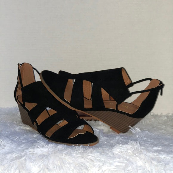 "Katie" Upper Cut Ankle wedge Sandals